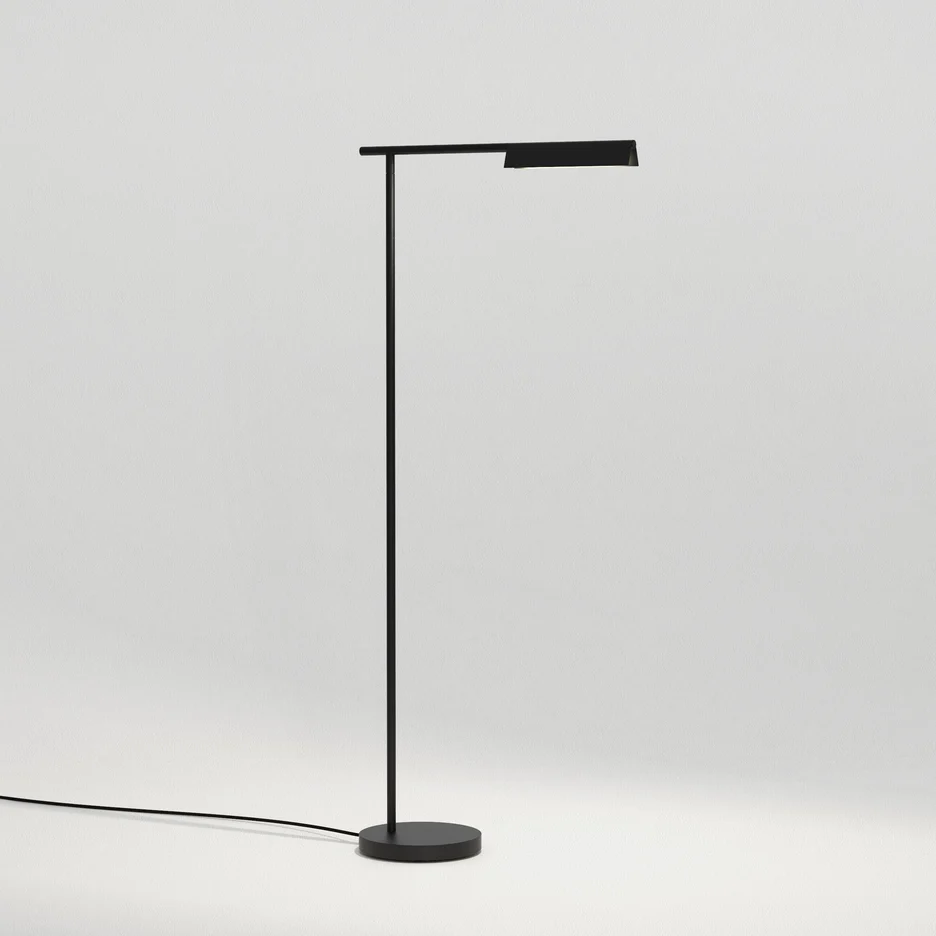 The Fold floor light features a modern, sleek design with a 90° angle and rectangular folded metal shade available in a matt black finish. The integrated 8.1W LED with a colour temperature of 2700K (warm white).